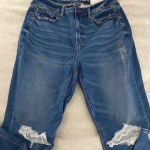 NWT AE Mom Jeans